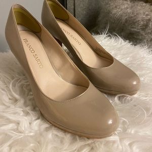 Franco Sarto Taupe Patent Heels